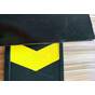 Демпфер со светоотражающими стрелками резиновый стеновой отбойник для колонн купить по недорогой цене от производителя в Москве